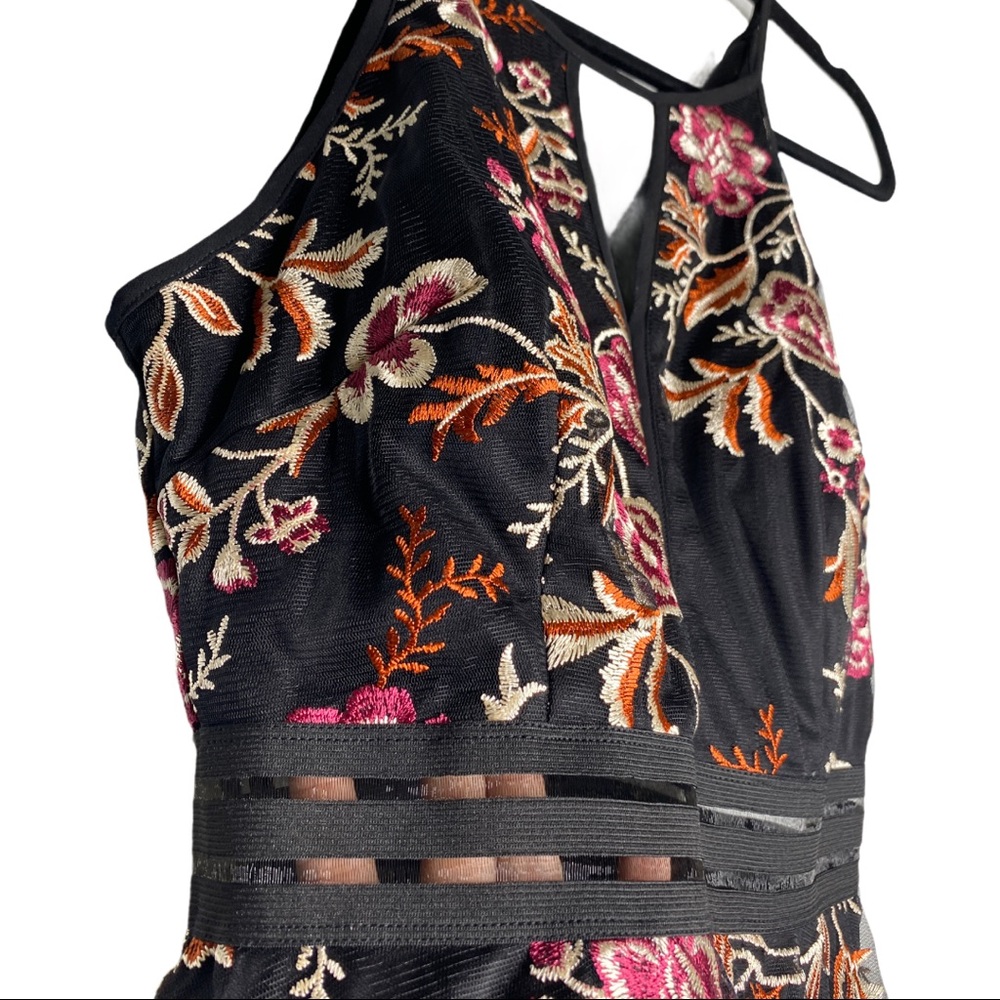 BCX Dress floral halter top v-neck dress size 11 - Picture 4 of 12